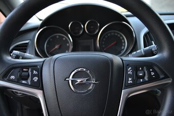 OPEL Astra Sports Tourer 1.7CDTi 81kw rok 2014 - 15