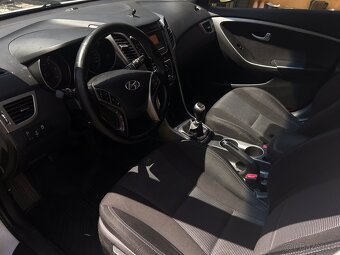 Hyundai i30 Combi 1.6 CRDi - 15