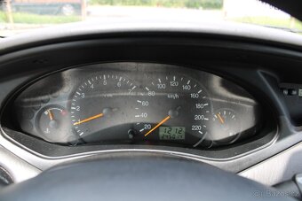 Ford Focus, 1,6i 74KW, STK 6/2027, r.v. 2002 - 15