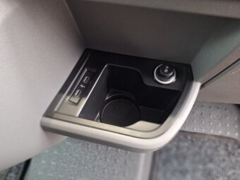 VW Transporter T6.1 2.0Tdi  DPH rv.2020 - 15