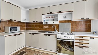 Prodej rodinný dům 13+ 3, na pozemku 648 m2, Sudoměřice, Bec - 15