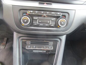 Volkswagen Sharan, 2,0TDI-"4x4"-103KW-KOUPEN V ČR - 15