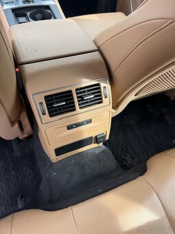 Jaguar F-Pace P400e 2022 - 15