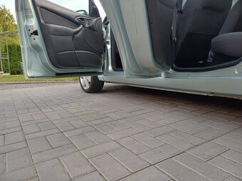 Ford focus 1.6 16V 2004 - 15