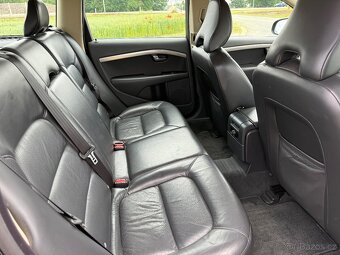 VOLVO V70 2.4 D5 136KW //2008 MOMENTUM MANUAL KŮŽE SERVISKA - 15