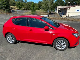 SEAT ibiza 1,4 i 63kw 2013, 167500km, 5dvéř, autom. klima, . - 15