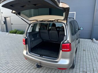VW TOURAN 1.6 TDI 77kW / 6Q MAN / 2011 / TAŽNÉ, DIGI KLIMA - 15