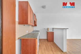 Pronájem bytu 1+kk v Pardubicích, ul. Dubová - 15