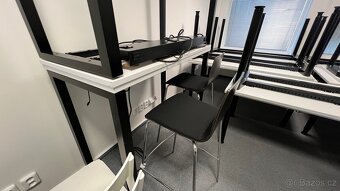 Kancelářské stoly, kvalitní vybavení kancelaře, nábytku - 15
