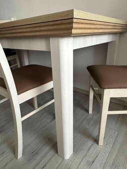 Jídelní a obývací nábytek - 15