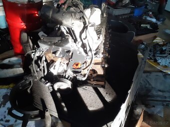 BMW e91 lci 325 D MonacoBlau - 15
