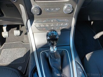 Ford Galaxy 1,5 EcoBoost,118kw,7MÍST,TAŽNÉ - 15