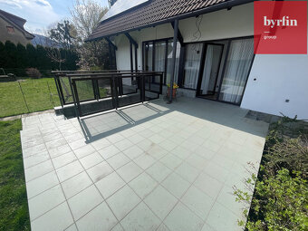 Nabídka k pronájmu – Moderní a pohodlný 3+1 byt v rodinném d - 15