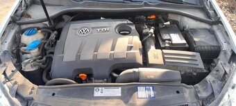 Golf 1,6 TDI DSG + F1 pádla, alu. - 15