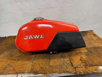 JAWA 350/634 díly - kapotáž 350/638 - 15