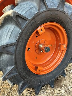 Malotraktor 4x4 Kubota B7000 - 15