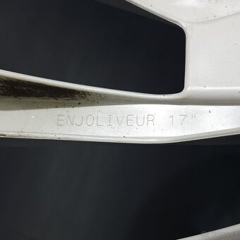 Poklice Peugeot 17" ORIGINÁLNÍ č. A15 - 15