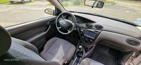 Ford Focus 1.4.16V 2004 Klimatizace - 15