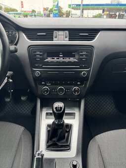 Škoda Octavia 1.6 TDi 77kW - 15