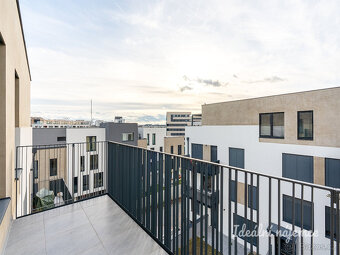 Pronájem bytu 2+kk, Dagmar Burešové, Žižkov, 25900 Kč/měs, 6 - 15