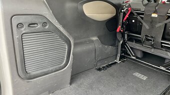 Ford Tourneo Custom L2 2017 96kW - 15