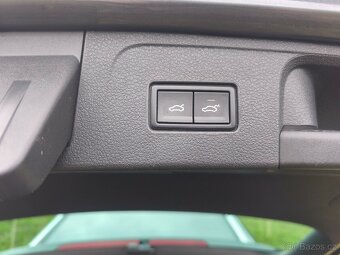 Volkswagen Passat B8 Variant 2.0 TDI DSG 140kW Led Matrix - 15