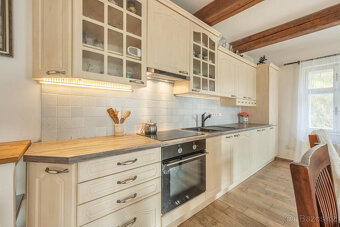 Krásný dům v Podkrkonošší - 15