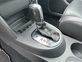 Volkswagen Touran 2.0TDI DSG Highline - 15
