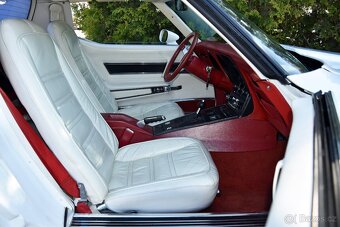 Chevrolet Corvette C3 5.7 V8 TARGA - 15