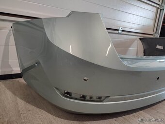 Octavia IV -dveře boční,kufrové, zadní nárazník, zrcátka,F7W - 15