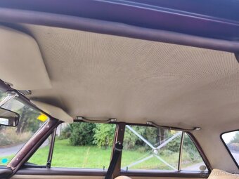 Mercedes Benz 108W - 15