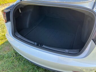 Tesla 3 Performance 9/2021 refresh model - 15