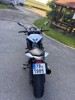 Kawasaki Z750 - 15
