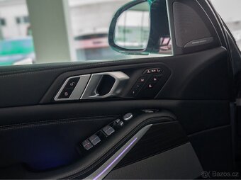 Bmw X7 M60i - 15