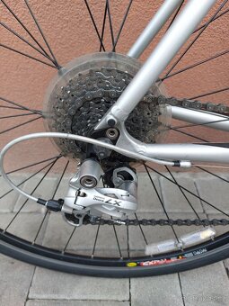 Specialized Tricross Sport (vel. L) – karbonová vidlice - 15