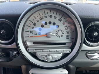 Mini Cooper 1.4i 55kW 136 205 km - 15