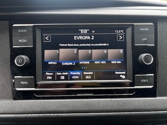 VW Caravelle 2.0 TDi, 2020, LED, 9 míst, dechrome,ZÁRUKA - 15