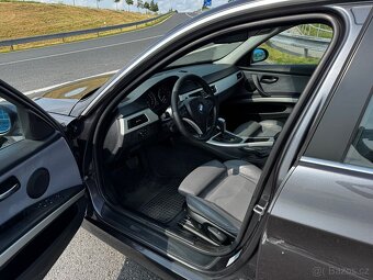 BMW 330i X-Drive - 2007 - 15