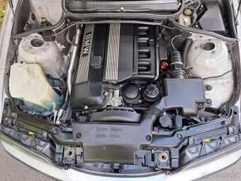 BMW 323i 125kW - 15