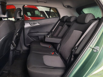 Kia Sportage 1.6 T-GDi mHEV Edícia 30 A/T - 15