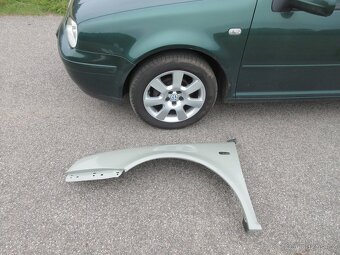 VW Golf IV 1.6 16V, 77 kw, rok 2003, 5 dveřový - 15