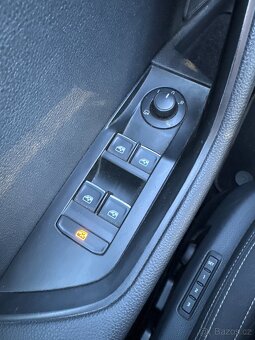 Škoda Superb 2.0 TDI KOMBI 140 kW ELEGANCE CZ 2. MAJITEL - 15