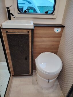 NOVÝ obytný vůz Fiat Ducato, Rimor, SARUS 8 - 15