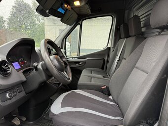 Mercedes Sprinter 414 4.1t super single Chladiarenské 230V - 15