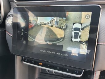 MG ZS Luxury ICE 1.0T-GDI 82 kW Luxury 85tkm Virtual kam360° - 15