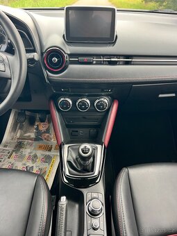 ► MAZDA CX-3 2.0i 88KW SKYACTIV SPORTS NAVI-LED-KAMERA-TAŽNÉ - 15