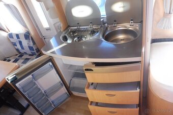 Hobby De Luxe 460 R.V. 2009 - 15