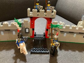 Lego sada 6073 Knights castle KOMPLETNÍ - 15
