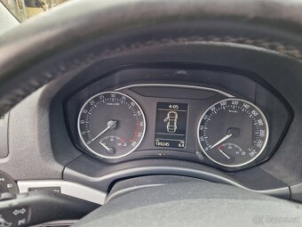Škoda Octavia 2 1,6 TDI 77 KW, digi klima , vyhř.sed. - 15