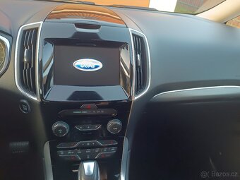 Ford Galaxy 2.0 tdci titanium automat 110kw. - 15